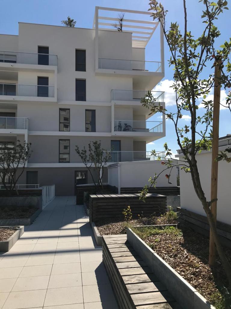 Le Rio, Appartement Avec Terrasse & Parking Rennes Exterior foto
